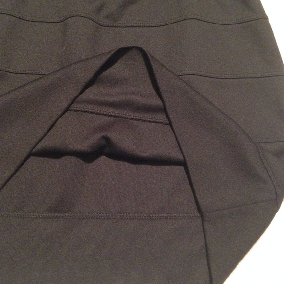 Cache Dress Ruffle One Shoulder Stripes Stretch M - Picture 3 of 7